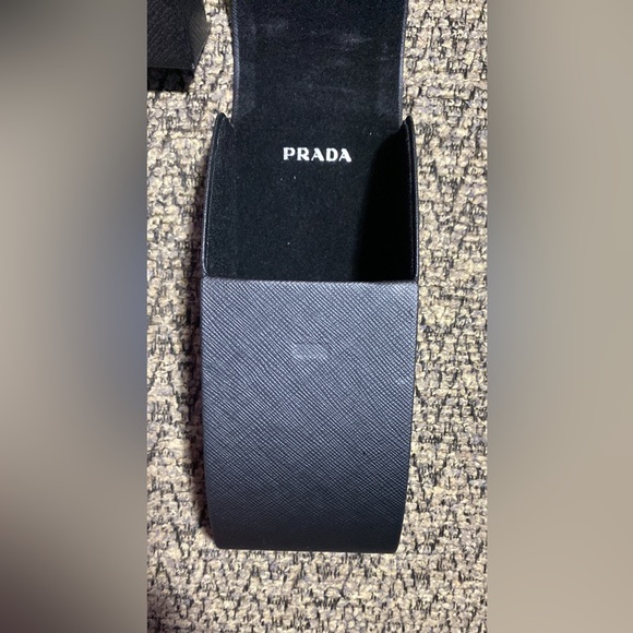 BRAND NEW PRADA SUNGLASSES - Picture 6 of 8